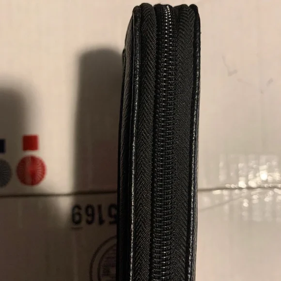 Nine West Floral Wallet (EUC) - Picture 3 of 7